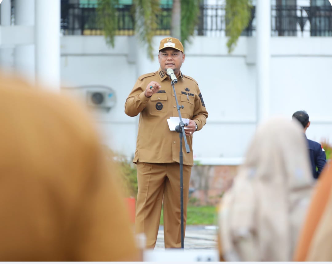 Wabup Siak Syamsurizal Pimpin Apel Perdana ASN Lingkungan Pemda Siak