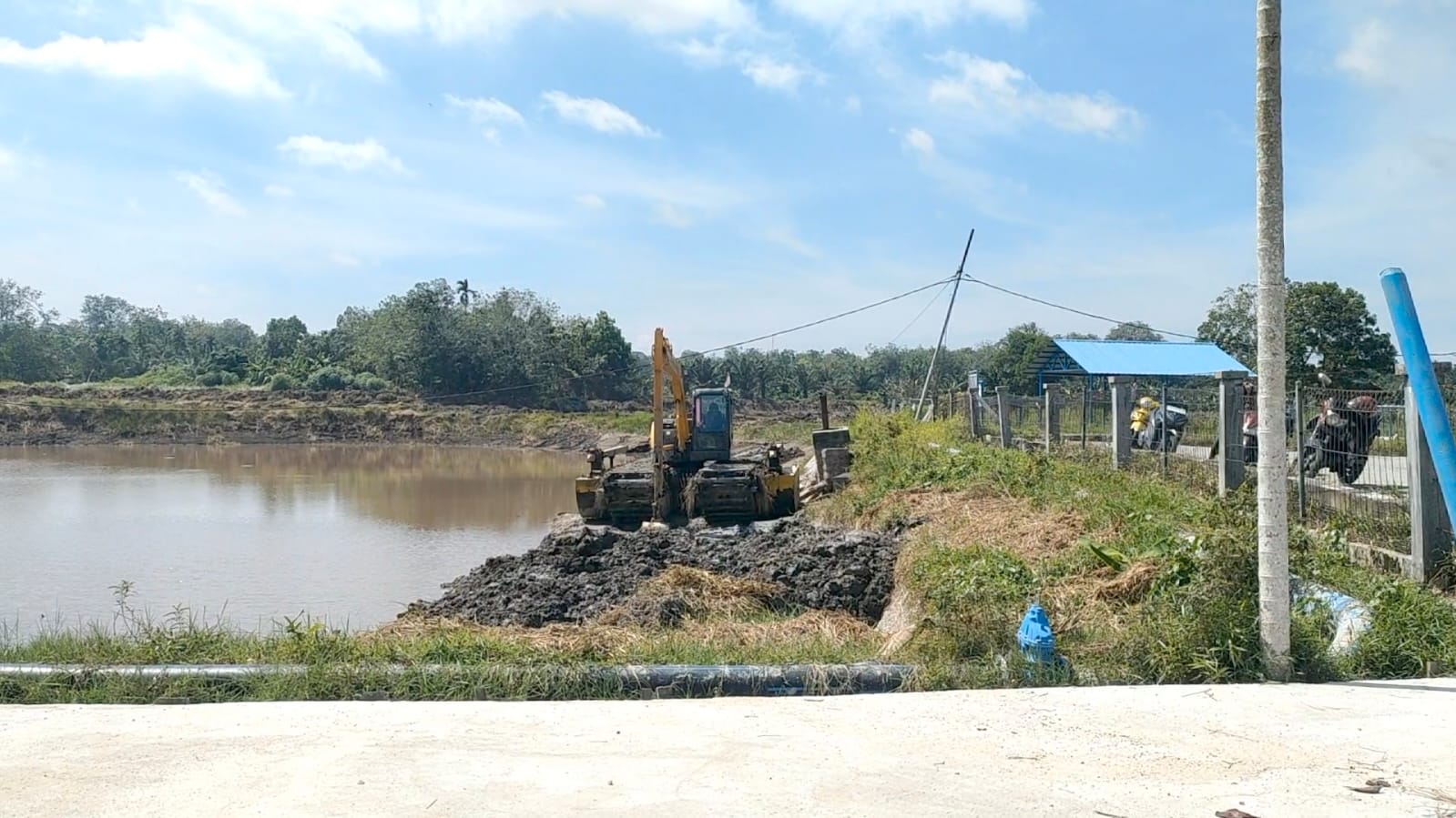 Air Bersih Langka, Usaha Lumpuh, Warga Bengkalis Menjerit