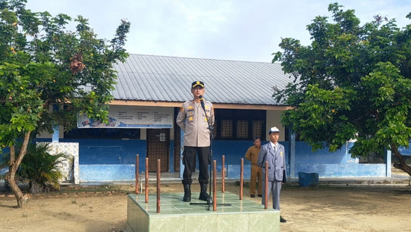Polsek Kandis Gelar Police Goes to School di SMKN 1 Kandis, Sosialisasi Kenakalan Remaja Dan Program Kapolda Riau