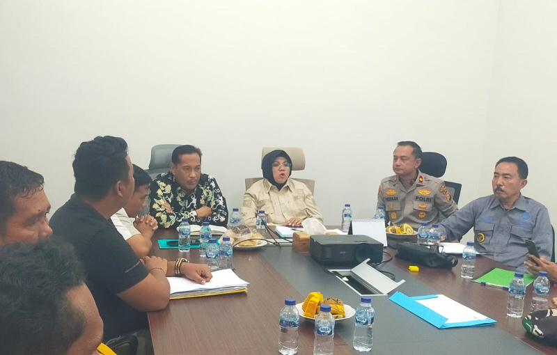Kapolsek Kandis Dampingi Bupati Siak: Masyarakat Tergabung Serikat Buruh dan Perusahaan Sepakat Menempuh Jalan Damai