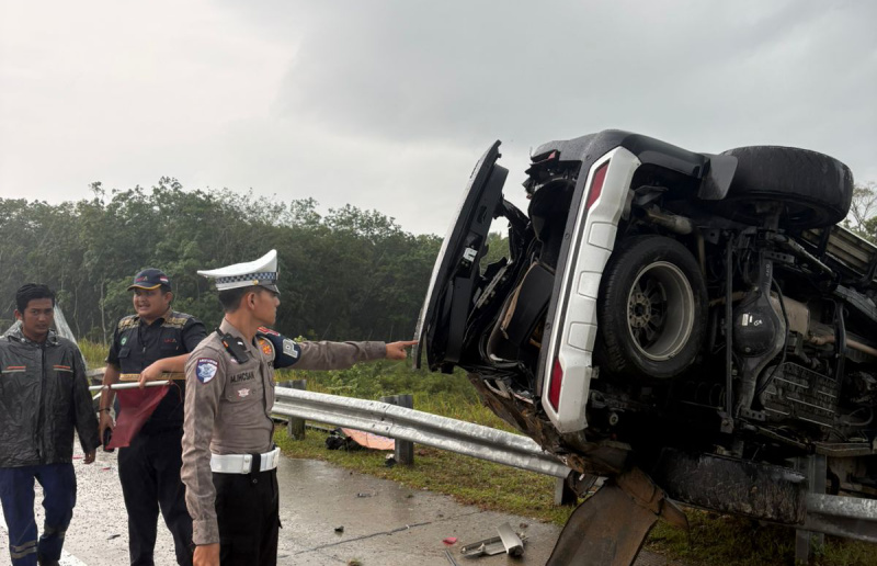 Fortuner Tergelincir Di Tol Bangkinang, Satu Luka Berat Dan Dua Luka Ringan