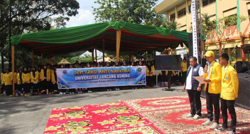 Pencegahan Dini, Kombes Wawan Sosialisasi Interaktif Tentang Bahaya Narkoba Bersama 1.200 Mahasiswa UNILAK