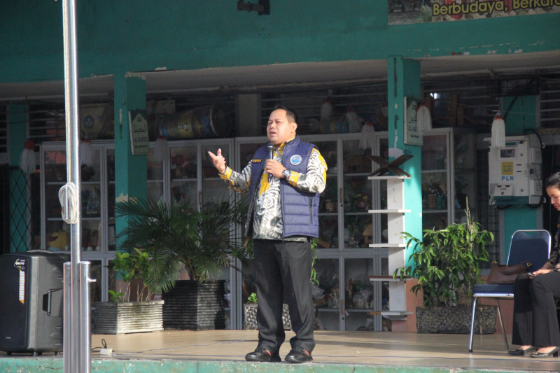 Sebanyak 1.185 Pelajar SMPN 8 Pekanbaru Deklarasi Anti Narkoba Bersama BNNK, Ada Dialog Interaktif dan Tes Urine