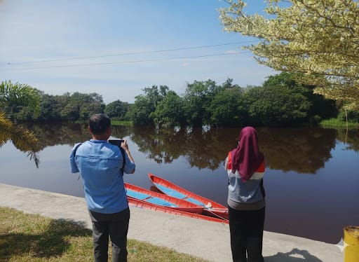 Jejak Emas Hitam : Transisi Takdir di Tepian  Batang Mandau