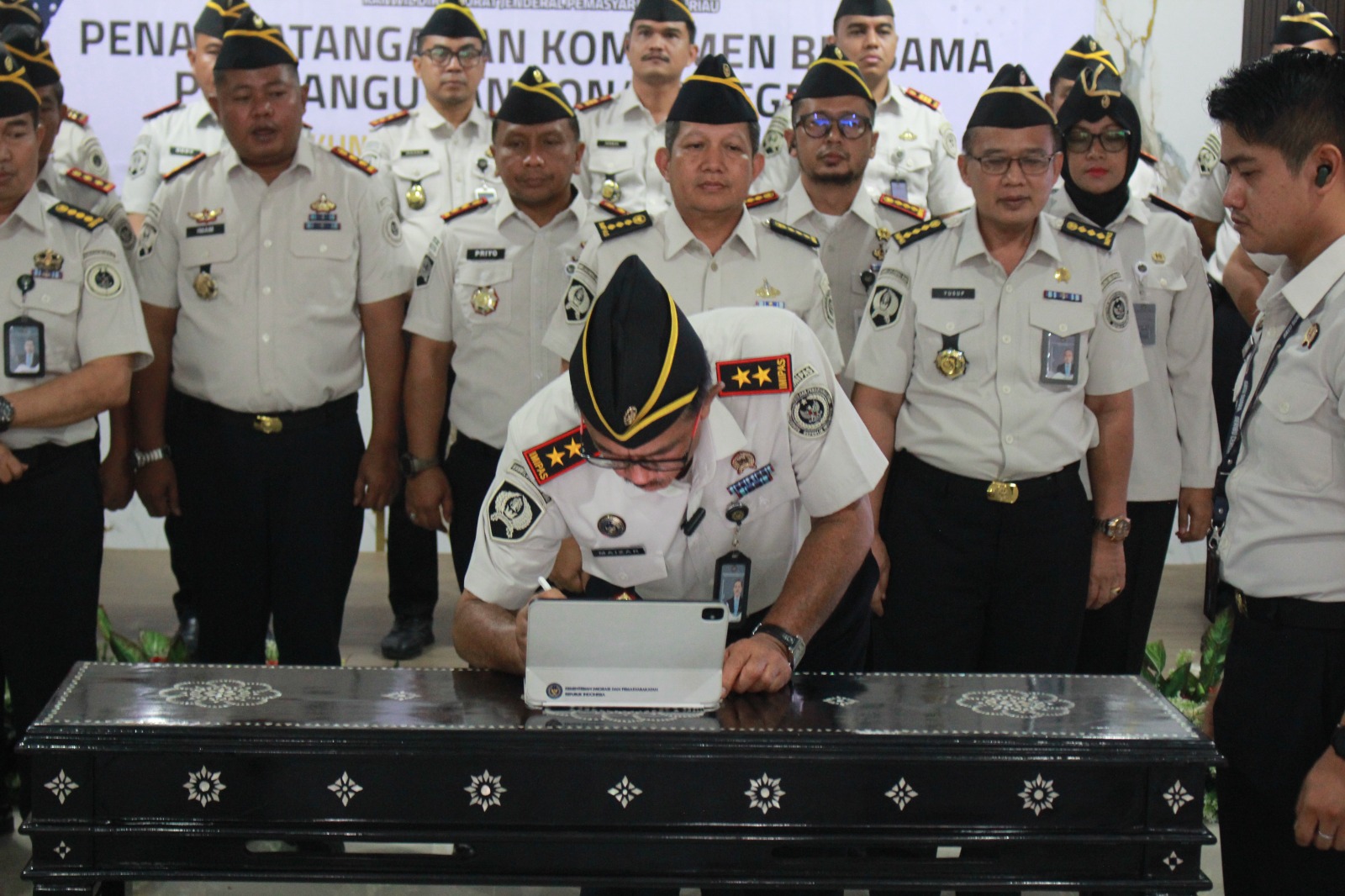 Lapas Kelas IIA Bengkalis Bacakan Ikrar dan Teken Komitmen Pembangunan Zona Integritas