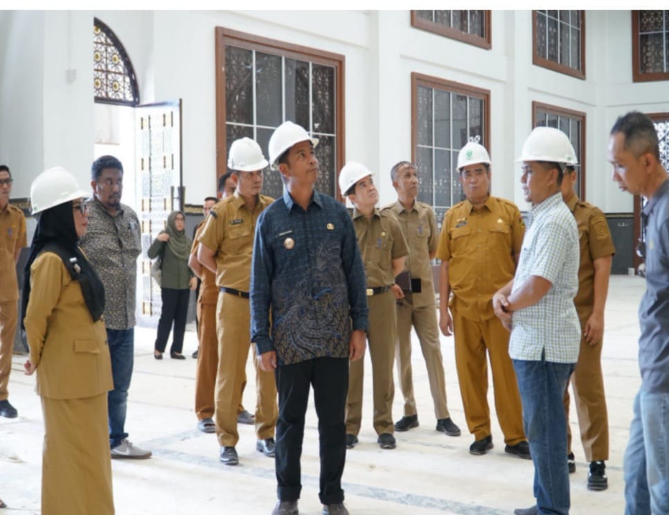 Bupati Kampar Tinjau Pembangunan Islamic Center, Target Selesai Bulan Maret