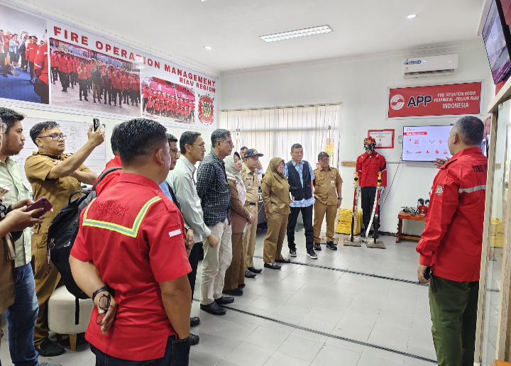 Bupati Siak Afni Zulkifli Tinjau Kesiapsiagaan Penanggulangan Karhutla PT Arara Abadi-APP Group